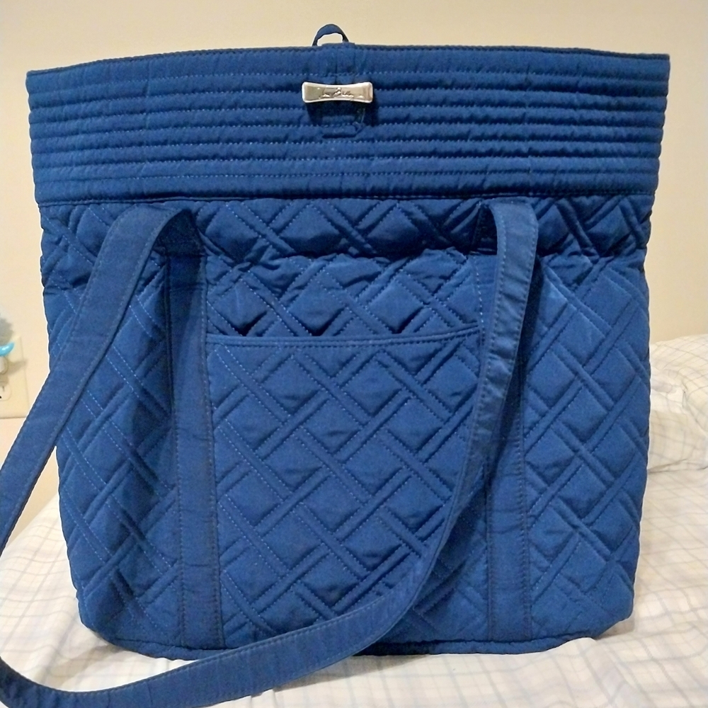 VERA BRADLEY LARGE BLUE TOTE BAG ⭐️